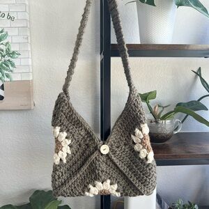 Handmade 🌼 Green Daisy Shoulder bag